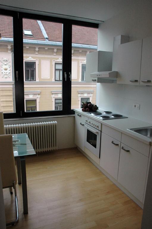 Ai Apartments Laibach Zimmer foto